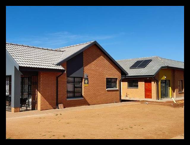 2 BEDROOM HOUSE FOR SALE IN REIGERPARK